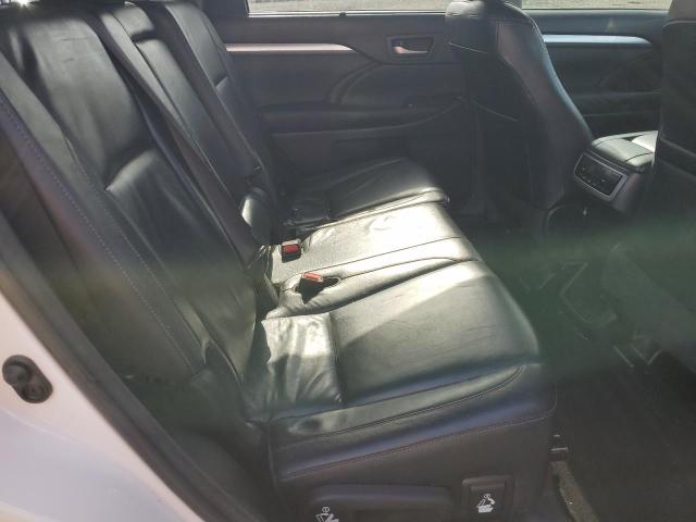 Photo 10 from auction – 2014 TOYOTA HIGHLANDER XLE with VIN 5TDJKRFHXES030238