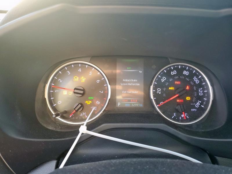 Photo 9 from auction – 2021 TOYOTA RAV4 XLE P with VIN 2T3C1RFV4MC172875
