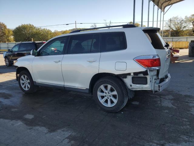 Photo 2 from auction – 2012 TOYOTA HIGHLANDER with VIN 5TDBK3EH8CS109519