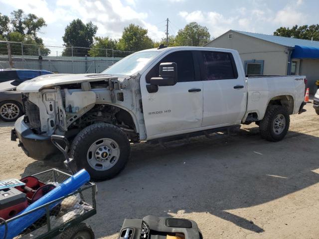 CHEVROLET SILVERADO 2020 with VIN 1GC1YLE71LF329960 - Photo from auction