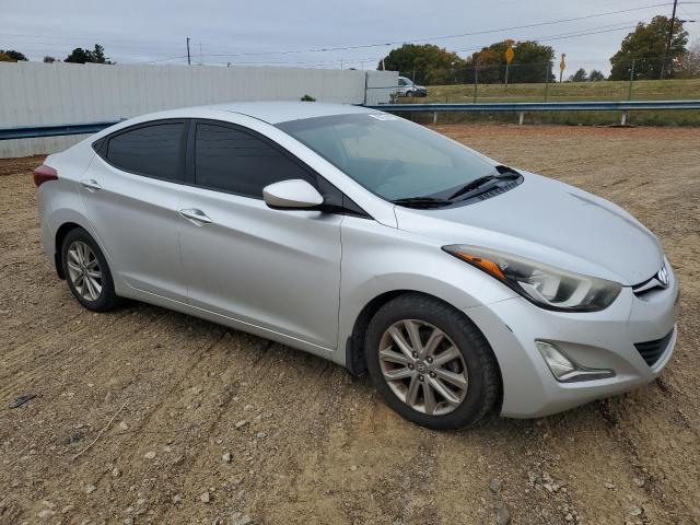 Photo 4 from auction – 2016 HYUNDAI ELANTRA SE with VIN 5NPDH4AE7GH660657