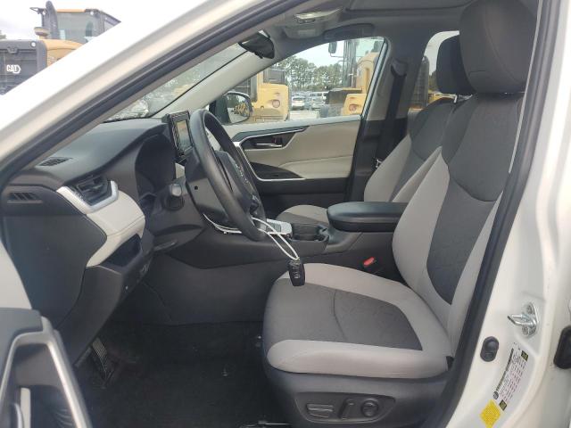 Photo 7 from auction – 2021 TOYOTA RAV4 XLE with VIN 2T3W1RFV1MC141578