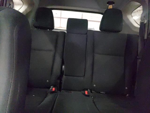 Photo 10 from auction – 2016 TOYOTA RAV4 LE with VIN JTMBFREV4GJ089690