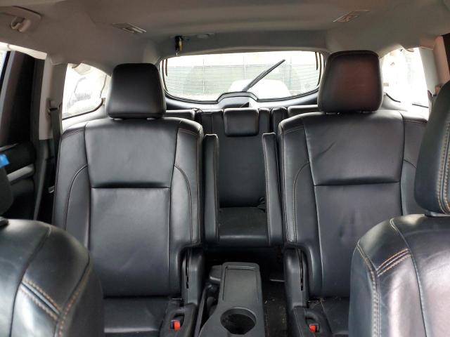 Photo 10 from auction – 2018 TOYOTA HIGHLANDER with VIN 5TDJZRFH8JS853787
