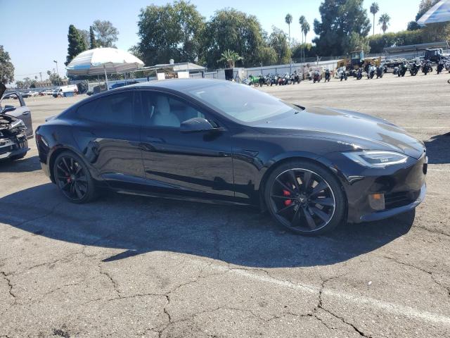 Photo 4 from auction – 2017 TESLA MODEL S with VIN 5YJSA1E10HF201486