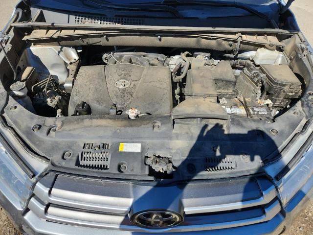 Photo 12 from auction – 2019 TOYOTA HIGHLANDER with VIN 5TDZZRFH4KS359527