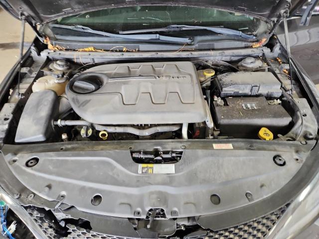 Photo 11 from auction – 2015 CHRYSLER 200 C with VIN 1C3CCCCG7FN582676