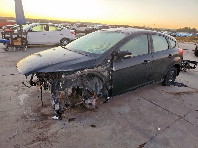 FORD FOCUS SE 2014 with VIN 1FADP3K28EL338710 - Photo from auction