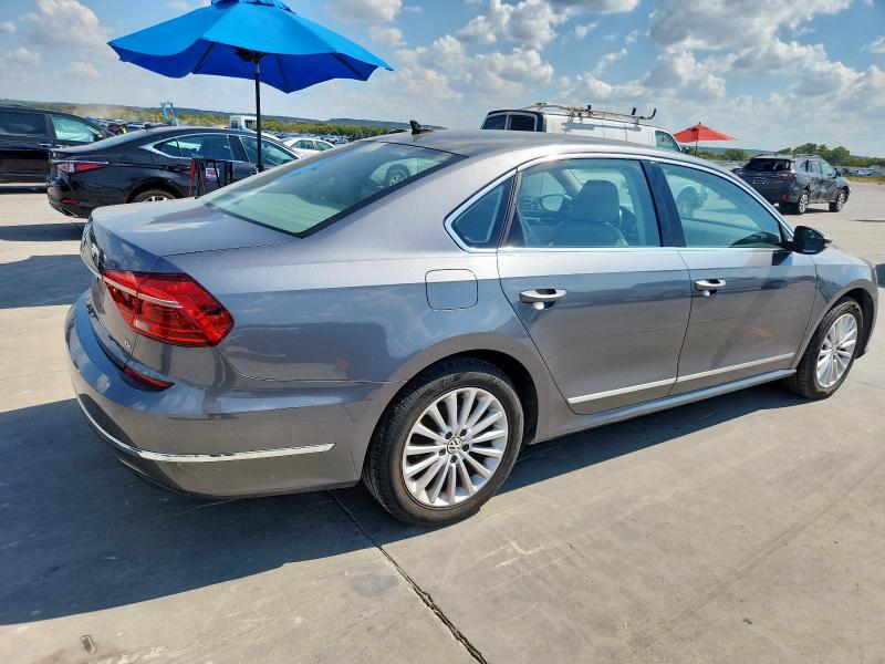 Photo 3 from auction – 2016 VOLKSWAGEN PASSAT SE with VIN 1VWBS7A35GC051567