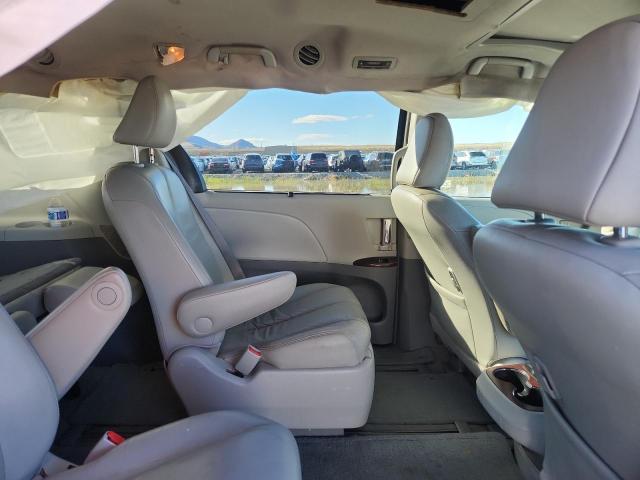 Photo 10 from auction – 2011 TOYOTA SIENNA XLE with VIN 5TDDK3DC7BS008856