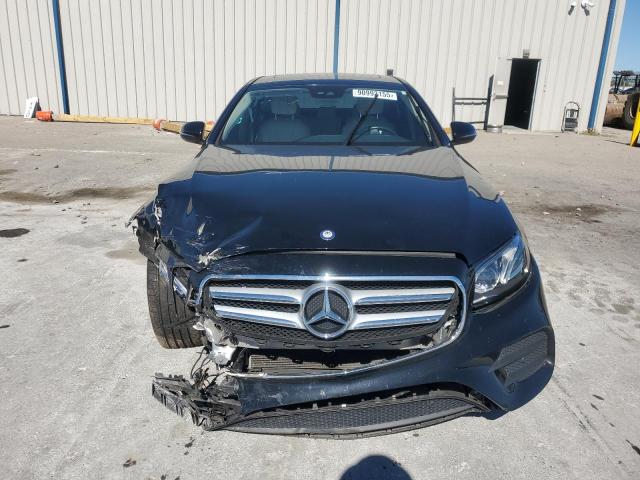 Photo 5 from auction – 2017 MERCEDES-BENZ E 300 with VIN WDDZF4JB2HA159692