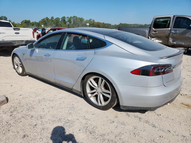 Photo 2 from auction – 2013 TESLA MODEL S with VIN 5YJSA1DP0DFP06721