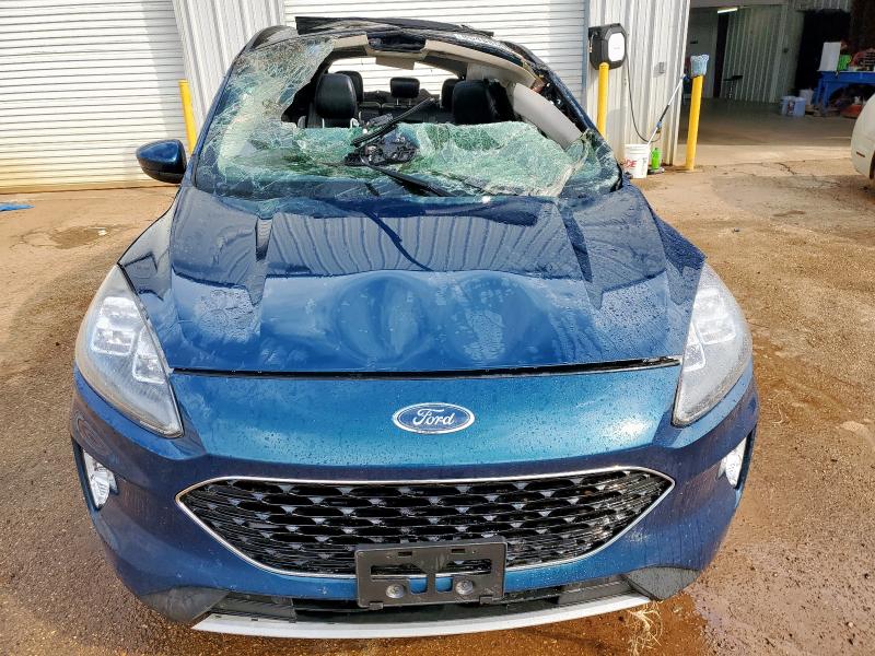 Photo 5 from auction – 2020 FORD ESCAPE TITANIUM with VIN 1FMCU9J9XLUA79849