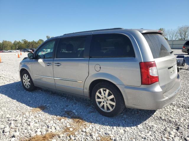 Photo 2 from auction – 2013 CHRYSLER TOWN & COU with VIN 2C4RC1BG5DR682979
