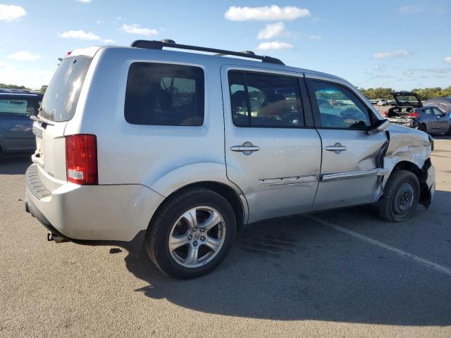 Photo 3 from auction – 2012 HONDA PILOT with VIN 5FNYF4H51CB054602
