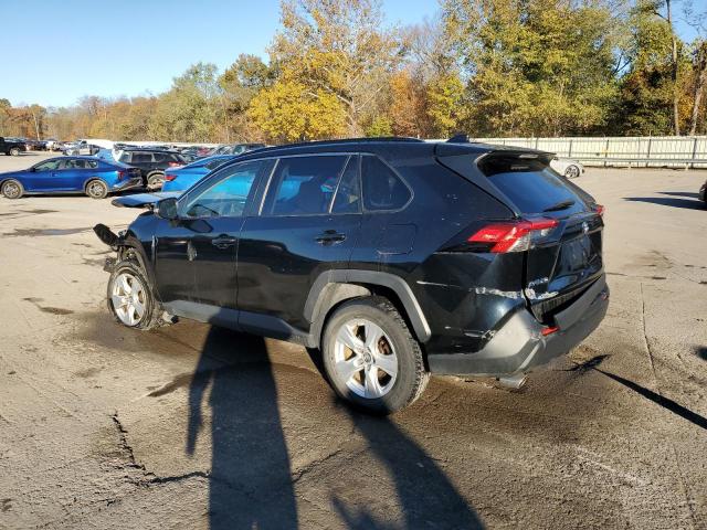 Photo 2 from auction – 2019 TOYOTA RAV4 XLE with VIN JTMW1RFV8KD011886