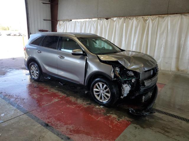 Photo 4 from auction – 2017 KIA SORENTO LX with VIN 5XYPGDA35HG279610