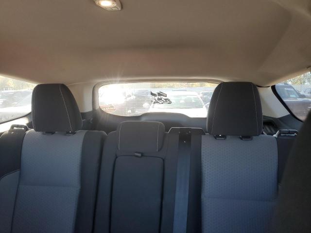 Photo 10 from auction – 2017 FORD ESCAPE SE with VIN 1FMCU9GD5HUE78493