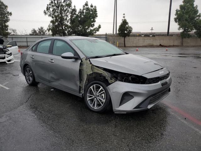 Photo 4 from auction – 2022 KIA FORTE FE with VIN 3KPF24AD5NE457690