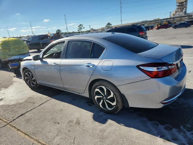 Photo 2 from auction – 2017 HONDA ACCORD with VIN 1HGCR2F81HA020387