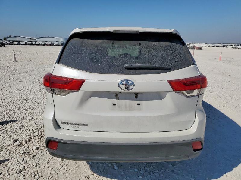 Photo 6 from auction – 2019 TOYOTA HIGHLANDER with VIN 5TDZZRFH1KS364636