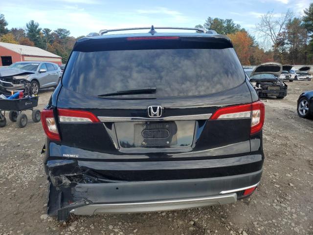 Photo 6 from auction – 2019 HONDA PILOT TOURING with VIN 5FNYF6H99KB068941