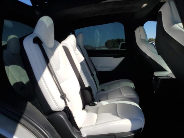 Photo 11 from auction – 2018 TESLA MODEL X with VIN 5YJXCAE21JF117787