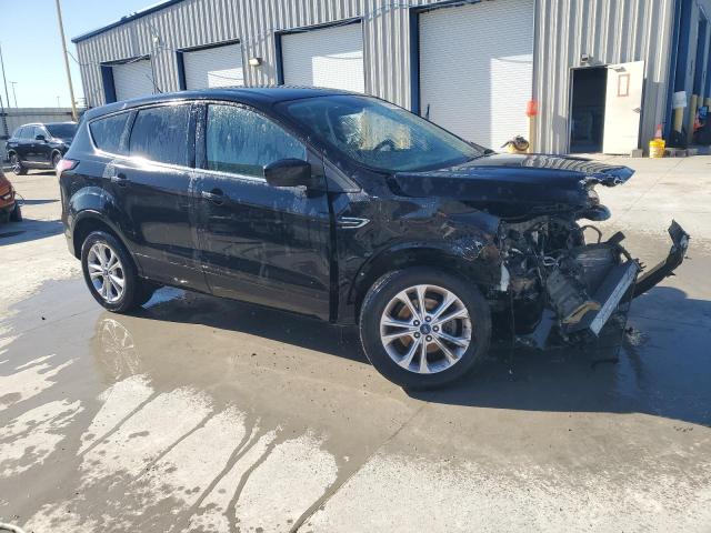 Photo 4 from auction – 2017 FORD ESCAPE SE with VIN 1FMCU0GD8HUD07765