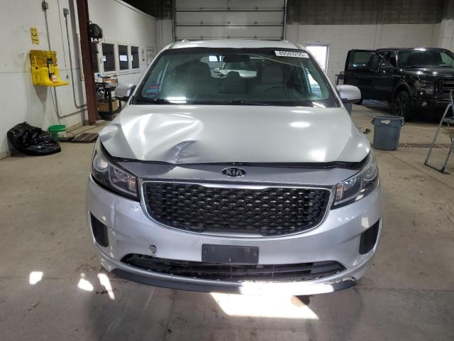 Photo 5 from auction – 2015 KIA SEDONA LX with VIN KNDMB5C15F6073688