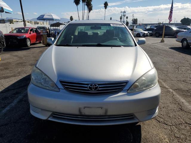 Photo 5 from auction – 2005 TOYOTA CAMRY LE with VIN 4T1BE30K65U576040