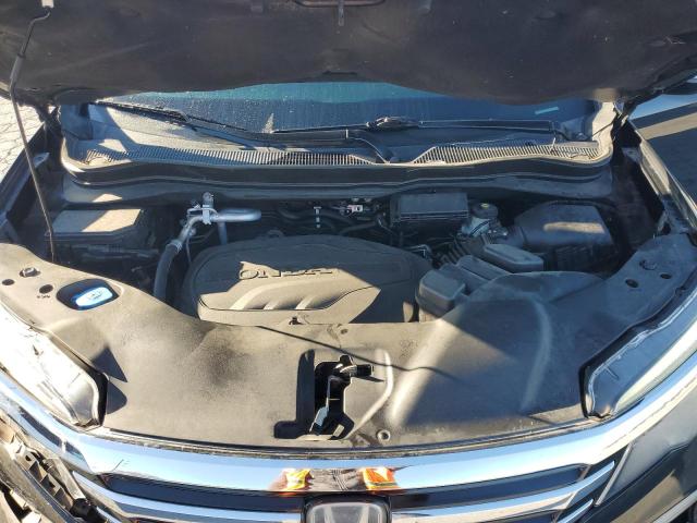 Photo 12 from auction – 2016 HONDA PILOT TOUR with VIN 5FNYF6H96GB093495