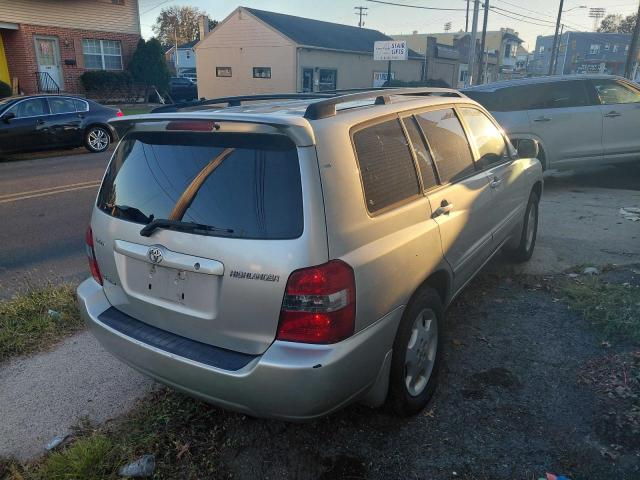 Photo 4 from auction – 2005 TOYOTA HIGHLANDER with VIN JTEEP21A150099242