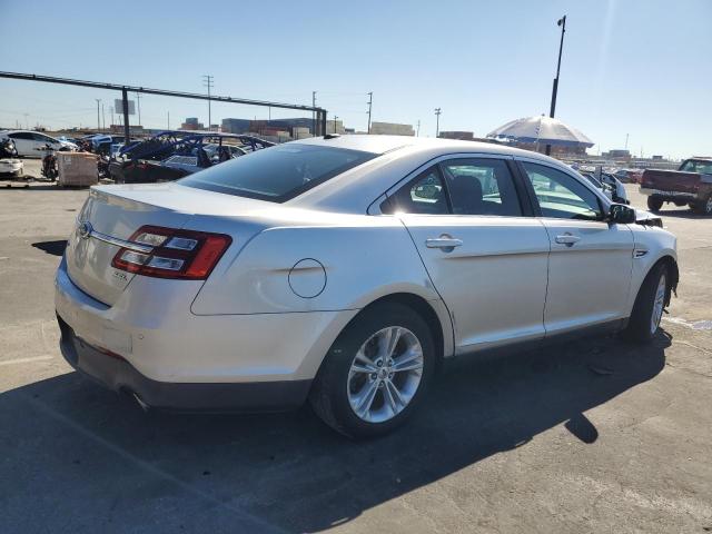 Photo 3 from auction – 2013 FORD TAURUS SEL with VIN 1FAHP2E82DG120927