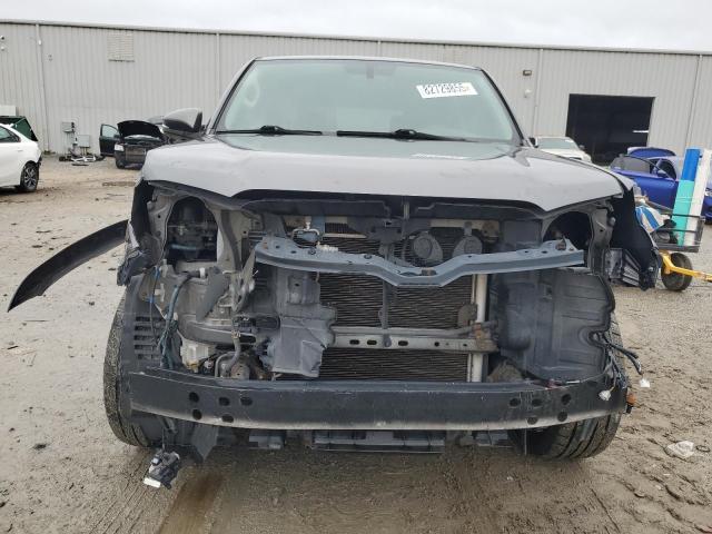 Photo 5 from auction – 2014 TOYOTA 4RUNNER SR with VIN JTEZU5JR5E5067835