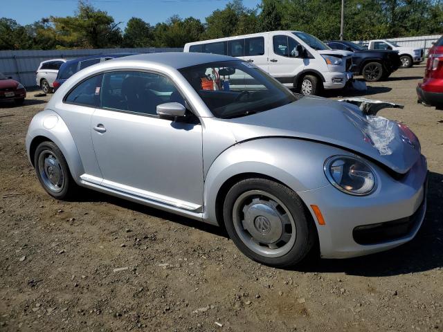 Photo 4 from auction – 2012 VOLKSWAGEN BEETLE with VIN 3VWHP7AT2CM627572