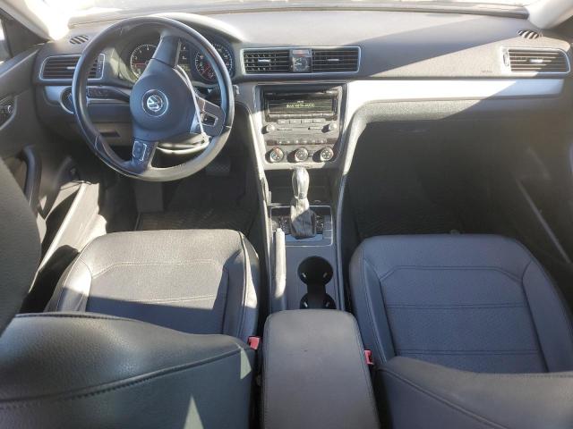 Photo 8 from auction – 2015 VOLKSWAGEN PASSAT S with VIN 1VWAS7A31FC016177