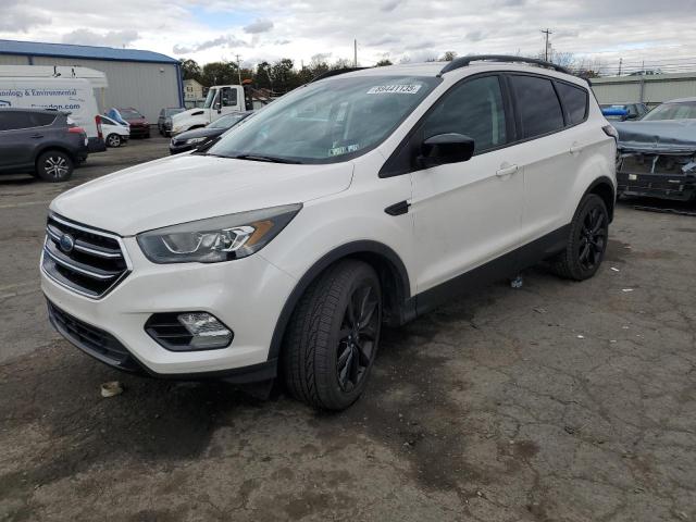 FORD ESCAPE SE 2017 with VIN 1FMCU9G99HUE61434 - Photo from auction