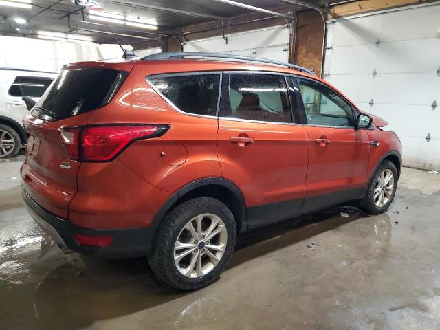 Photo 3 from auction – 2019 FORD ESCAPE SEL with VIN 1FMCU9HD8KUB93020