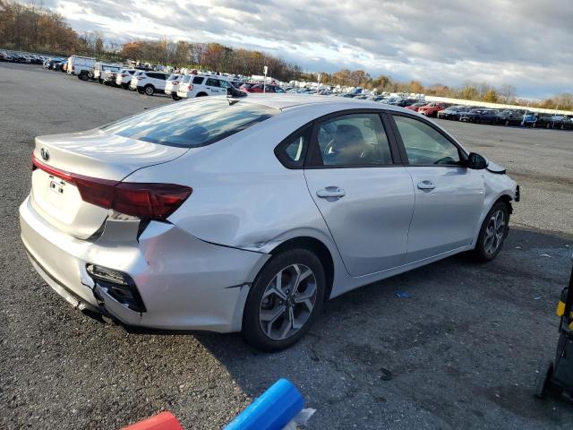 Photo 3 from auction – 2021 KIA FORTE FE with VIN 3KPF24AD4ME369468