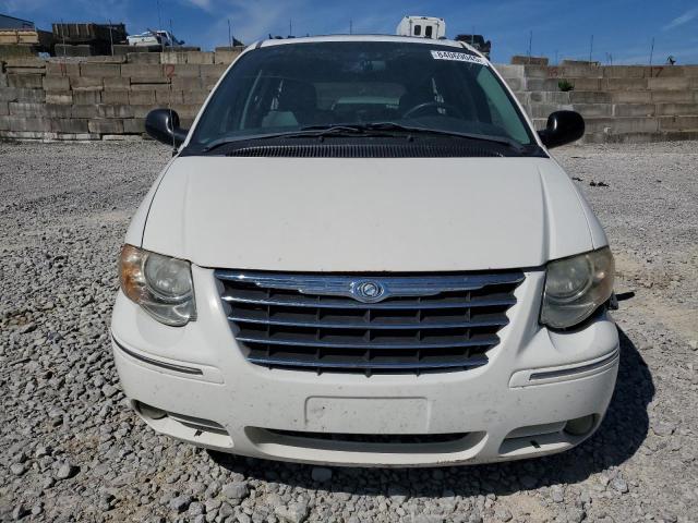 Photo 5 from auction – 2005 CHRYSLER TOWN & COU with VIN 2C8GP64L05R267300