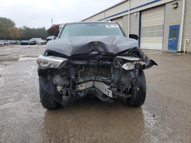 Photo 5 from auction – 2018 TOYOTA 4RUNNER SR with VIN JTEBU5JR0J5539435