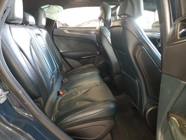 Photo 10 from auction – 2019 LINCOLN MKC RESERV with VIN 5LMCJ3D93KUL45936