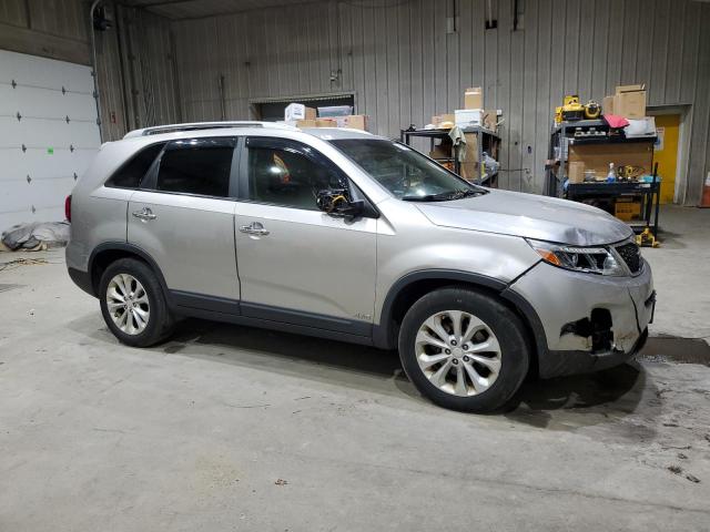 Photo 4 from auction – 2014 KIA SORENTO EX with VIN 5XYKUDA77EG432201