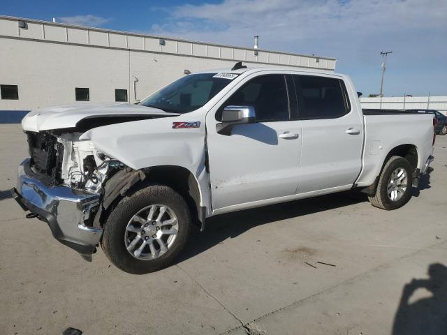 CHEVROLET SILVERADO 2021 with VIN 1GCUYDED2MZ201865 - Photo from auction