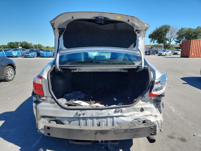 Photo 6 from auction – 2015 TOYOTA COROLLA L with VIN 2T1BURHE5FC330037