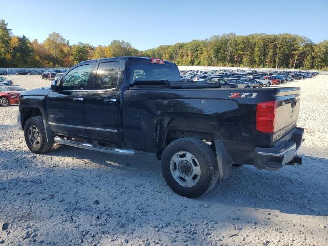 Photo 2 from auction – 2018 CHEVROLET SILVERADO with VIN 1GC2KWEG5JZ342598