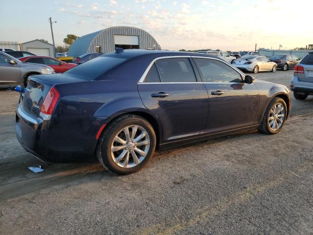 Photo 3 from auction – 2017 CHRYSLER 300 LIMITED with VIN 2C3CCARG5HH534309