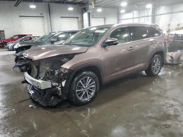 Фото 1 с аукциона – 2017 TOYOTA HIGHLANDER с VIN 5TDJZRFH7HS378255