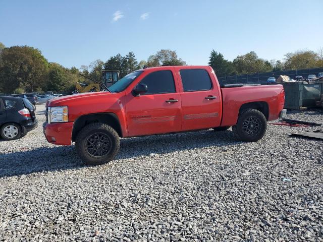 CHEVROLET SILVERADO 2011 with VIN 3GCPKSE32BG393280 - Photo from auction
