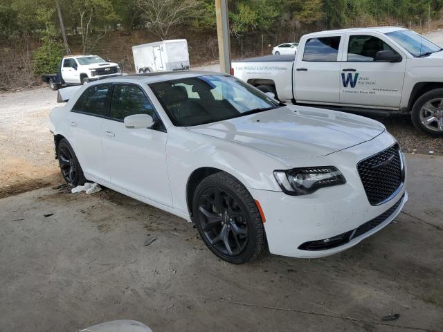 Photo 4 from auction – 2022 CHRYSLER 300 S with VIN 2C3CCABG1NH135189